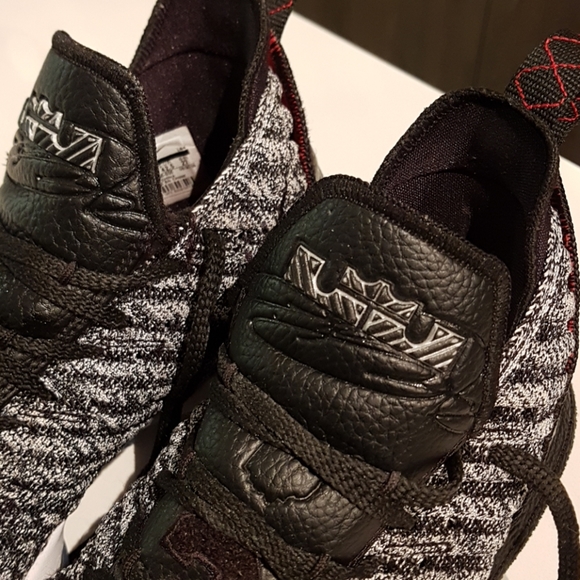 SOLD - Nike Lebron 16 OREO Shoes - Picture 8 of 8
